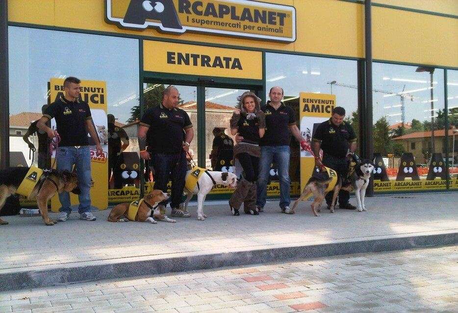 Commercio, Arcaplanet: nuovo punto vendita a Vado Ligure