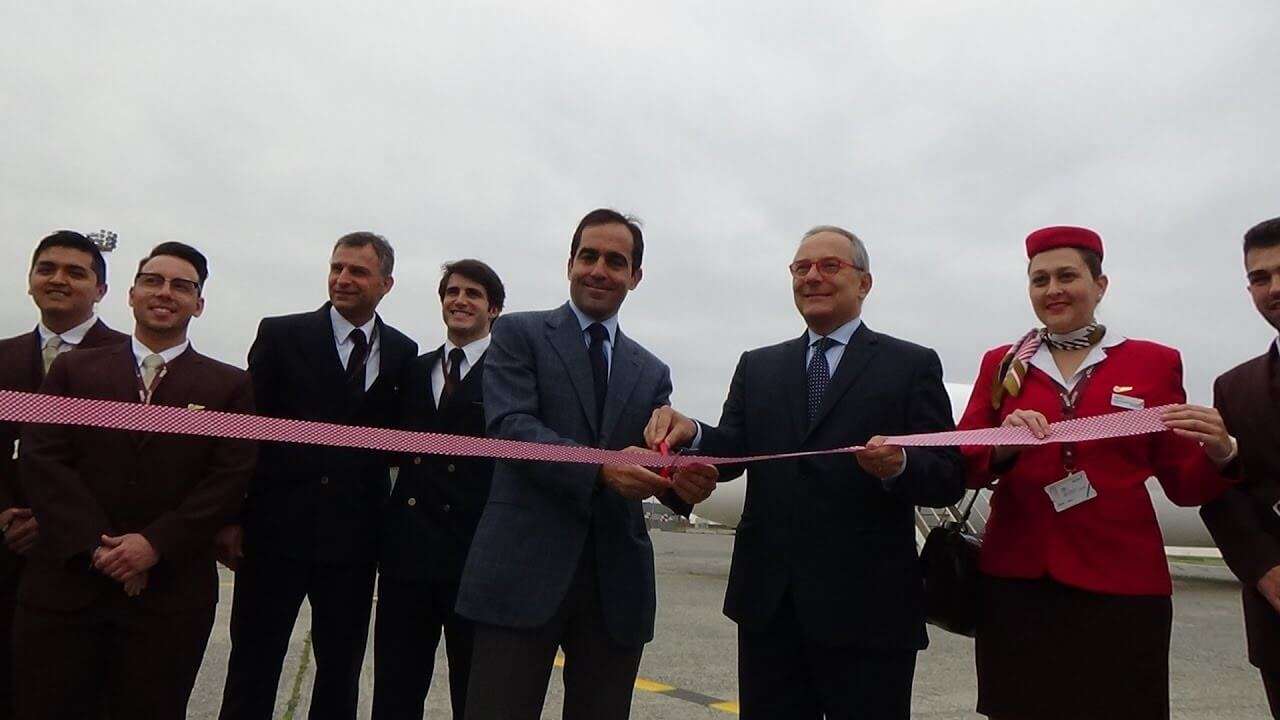 Aeroporto di Genova nuova base Volotea, battesimo con decollo