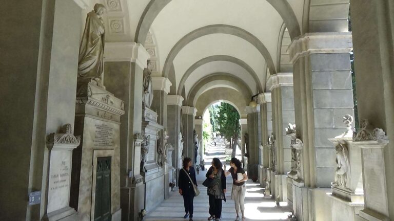 Cimitero di Staglieno, mille partecipanti alle visite organizzate dal Comune nel 2023