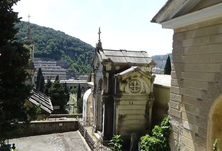 A Genova consentita la sepoltura degli animali di affezione nella tomba del padrone