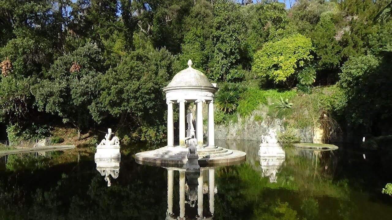 Tornano le barche a Villa Pallavicini: ora la visita è anche sul lago Tornano le barche a Villa Pallavicini: ora la visita è anche sul lago