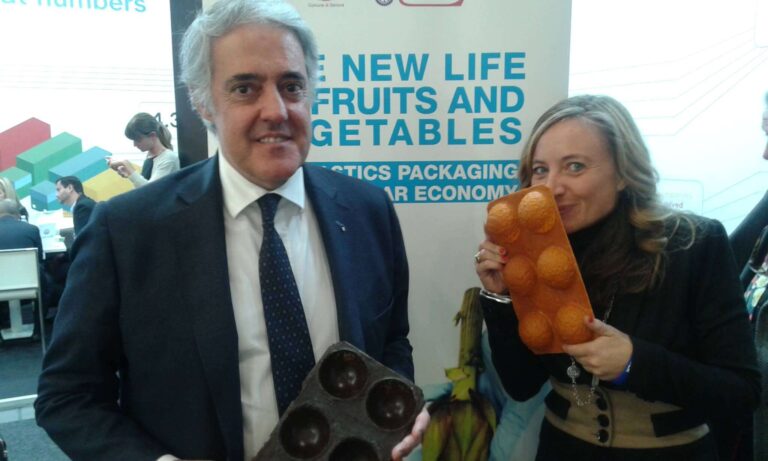 Il nuovo packaging biodegradabile per frutta e verdura conquista Berlino