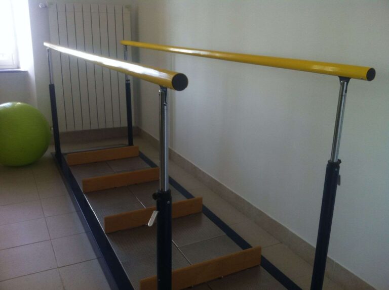 Uno degli attrezzi della palestra di Rinascita Vita