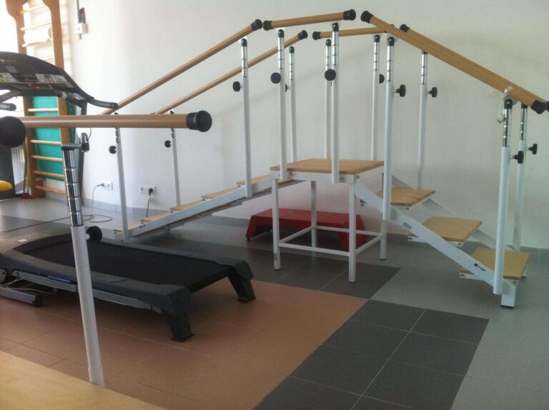 Uno degli attrezzi della palestra di Rinascita Vita