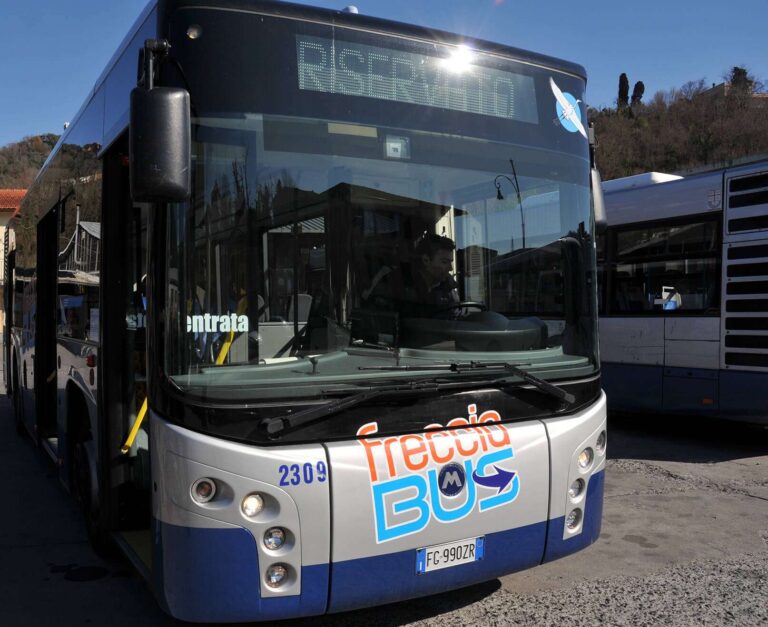 Frecciabus a Rapallo pronti all’avvio, ma per ora nessuna prenotazione
