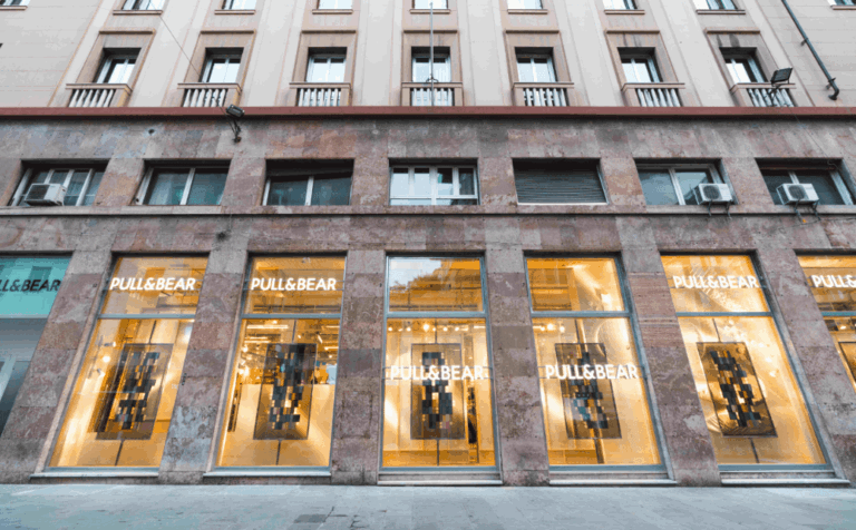 Pull&Bear inaugura nel centro di Genova il nuovo concept