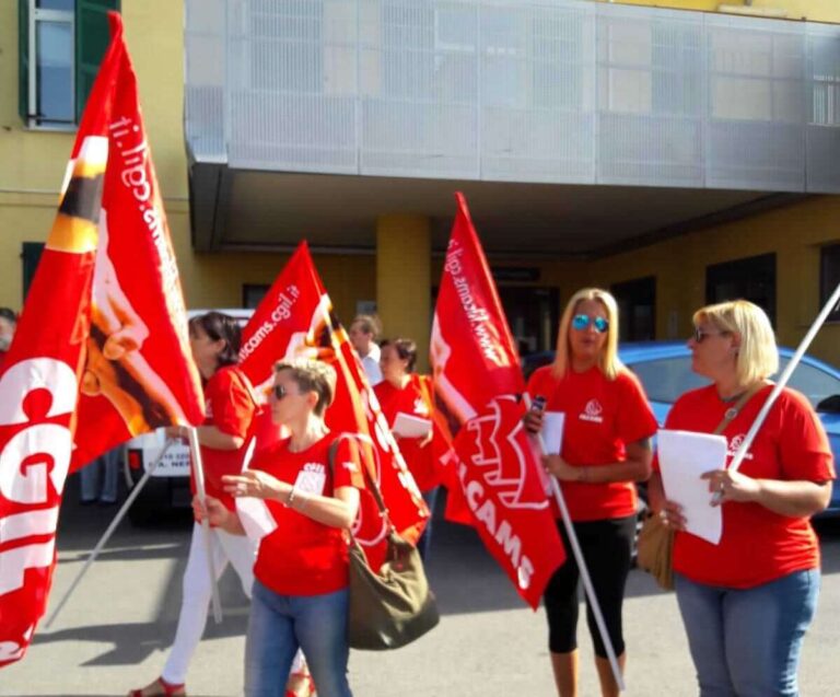Ristorazione istituto Maugeri di Nervi, presidio dei lavoratori
