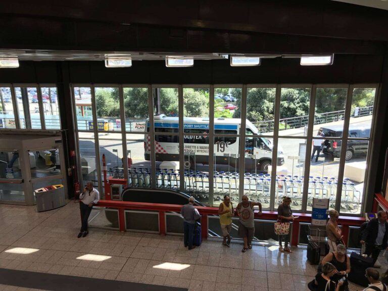 Lo shuttle Tigullio-Aeroporto nei pacchetti di Booking.com