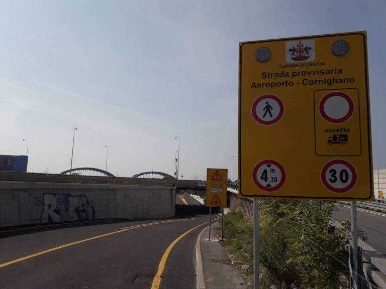 Genova, taglio del nastro per la nuova via della Superba