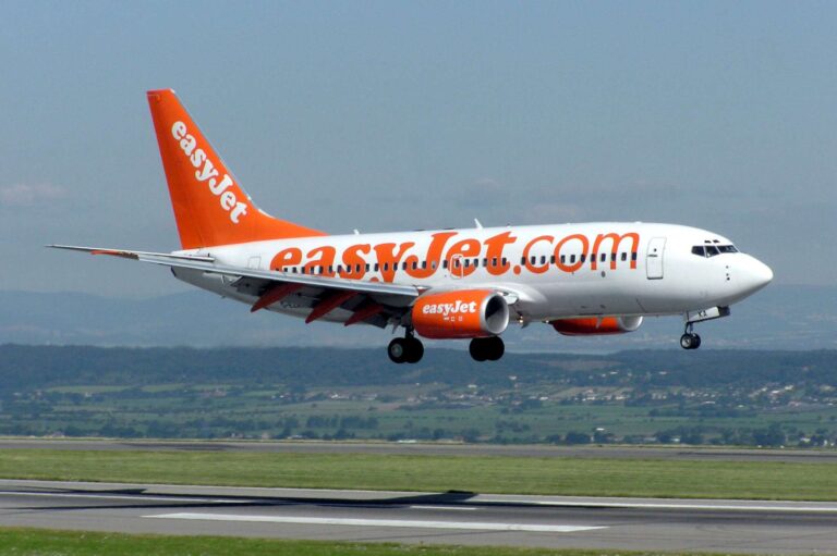 Easyjet, vendite aperte per la stagione estiva: da Genova voli per l’Inghilterra e Berlino