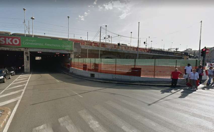 Genova, il tunnel di via Canevari torna a due corsie Genova, il tunnel di via Canevari torna a due corsie