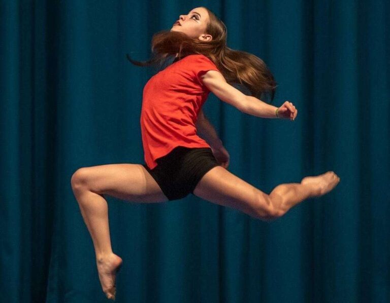 Genova, una nuova scuola di danza debutta in città