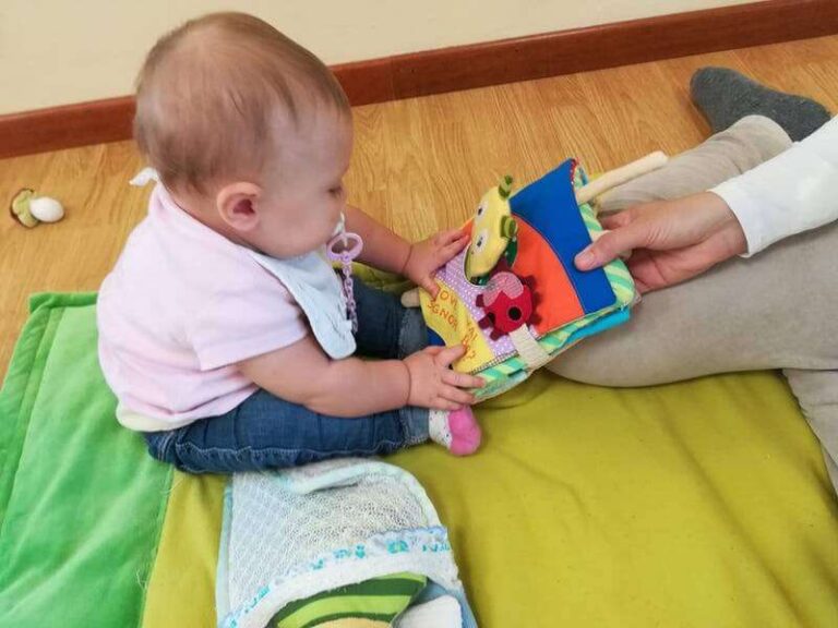 Libri tattili per educare i bambini ai 5 sensi: crowdfunding per finanziare l’idea spezzina