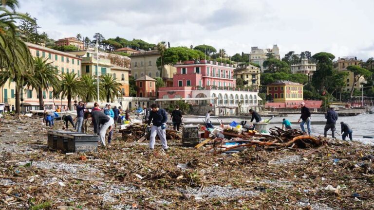 Santa Margherita conta i danni post mareggiata, in tilt anche il depuratore