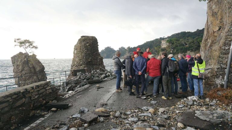 Portofino, passerella pedonale entro Natale