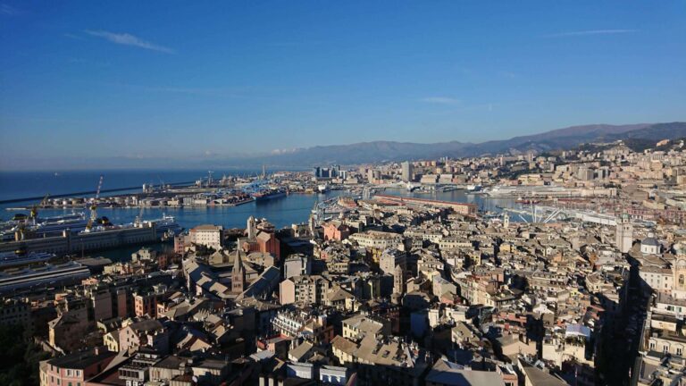 Esselunga cerca personale: entro il 6 ottobre le iscrizioni per il Job Day a Genova