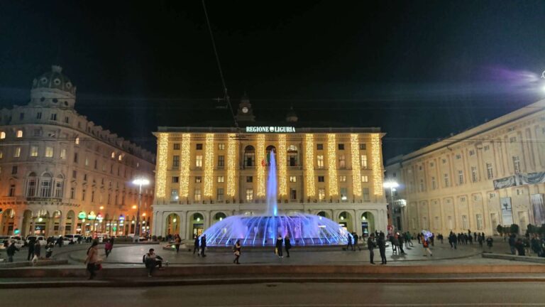 Capodanno di luci e musica a Genova: tutte le iniziative in città