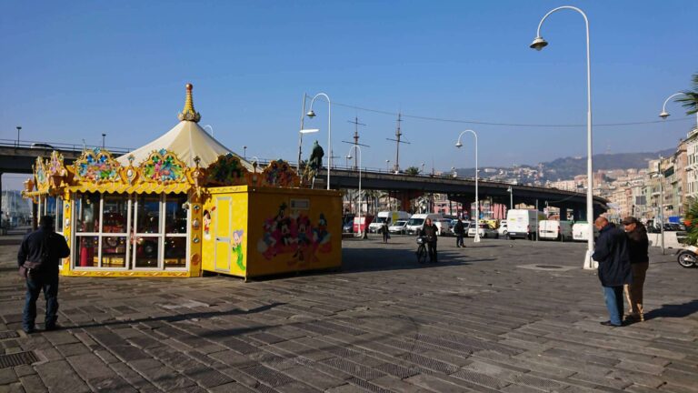 sottoripa caricamento