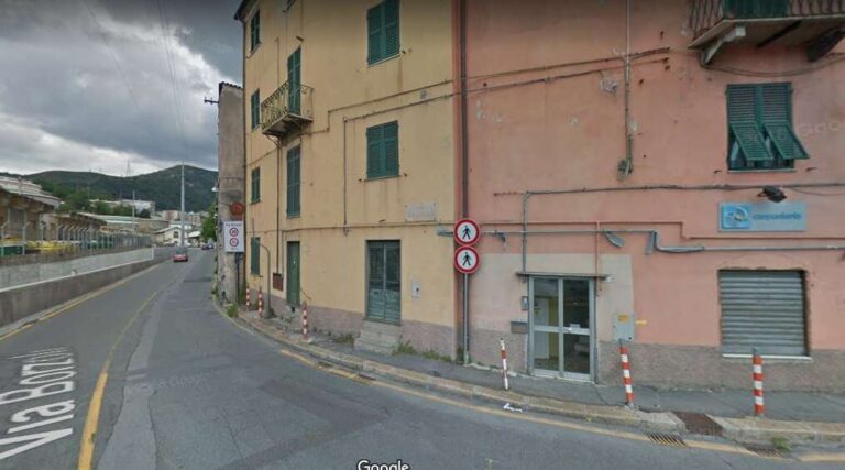 Genova, via Borzoli, modifiche alla circolazione sino al 6 gennaio