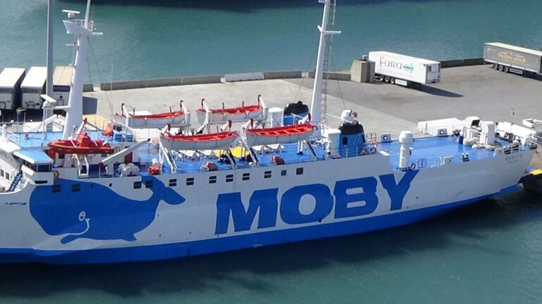 Moby e Tirrenia, l’allarme dei sindacati: «Anche a Genova sale la preoccupazione per i lavoratori»