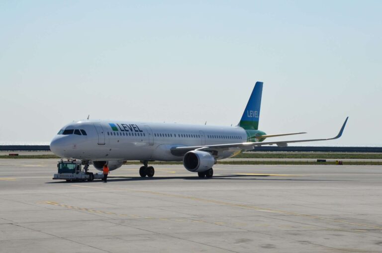 Volo Genova-Vienna, oggi il primo viaggio