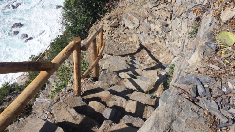 La Spezia: completati i lavori sulla storica scalinata di Schiara