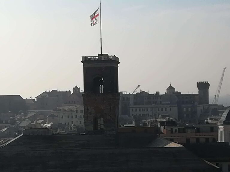 Genova, 23 aprile: Festa della Bandiera con la Croce di San Giorgio