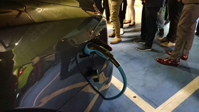 parcheggio marina duferco ricarica elettrica