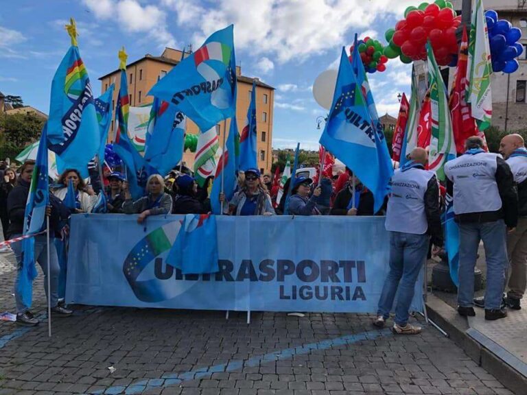 Sciopero dei multiservizi, delegazione ligure a Roma