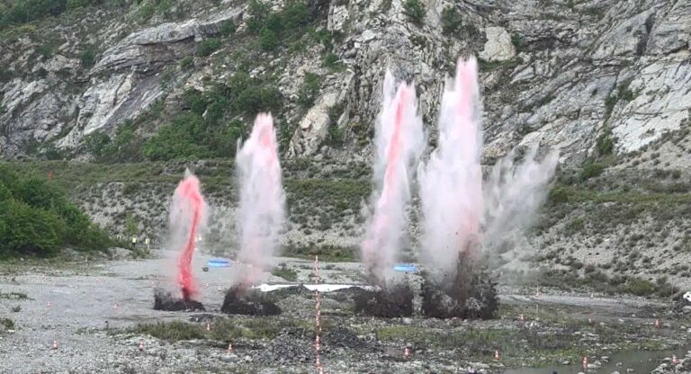 Demolizione ponte Morandi: stamattina la simulazione con esplosivo all’ex cava Camaldoli