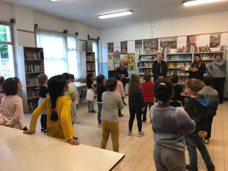 La Spezia: al via la consegna dei defibrillatori nelle scuole cittadine