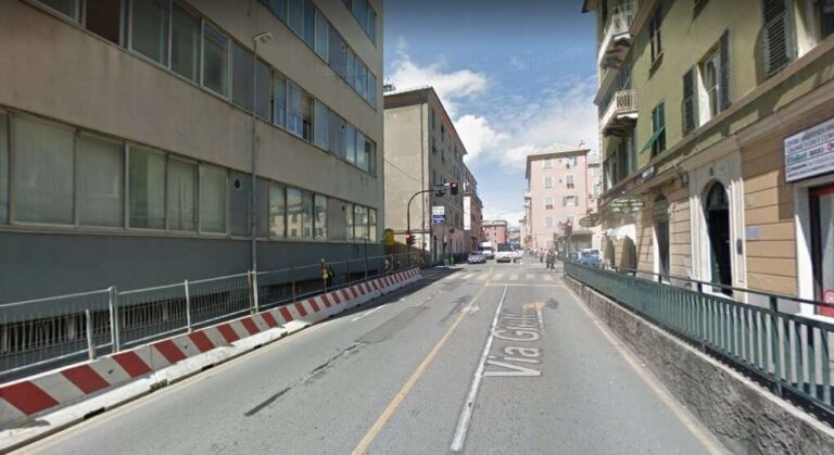 Sestri Ponente, riapre un tratto di via Giotto: le modifiche alle linee Amt