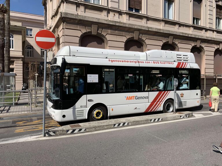 Amt: nuovi bus elettrici al servizio dell’ospedale San Martino