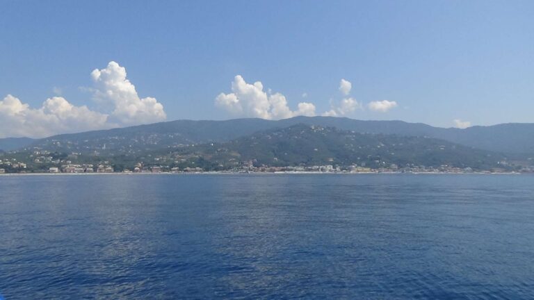 Legambiente, sulla costa ligure 9 punti su 23 sono inquinati