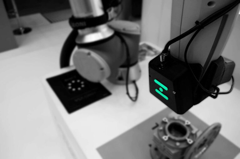 Hiro Robotics, la startup genovese che dona la vista ai robot cerca investitori