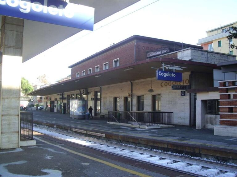 Rfi: aperti i nuovi bagni pubblici nella stazione di Cogoleto