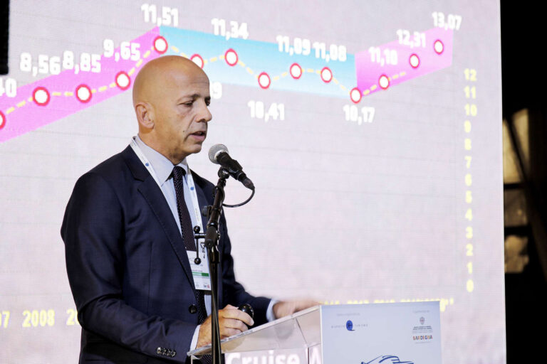 Italian Cruise Watch: Genova 2020 record passeggeri (+2,2%)