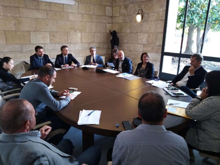 Ferrovie dello Stato si impegna a ridurre i rumori dei treni nel porto di Pra’