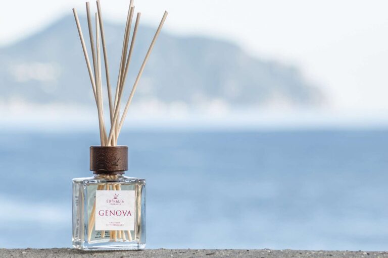 Genova, successo per Euthalia Fragrances a un mese dalla diffusione di oltre 550 litri di profumo