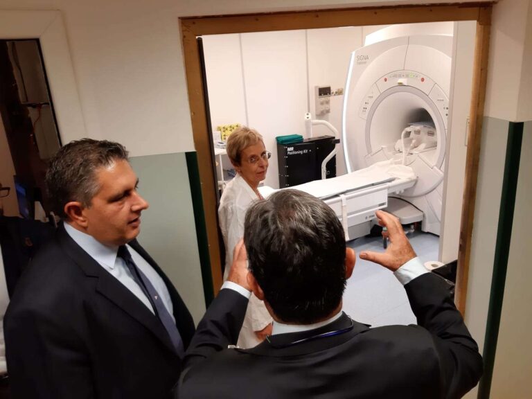 Galliera, inaugurate tre nuove apparecchiature diagnostiche: Moc, Tac e Risonanza magnetica