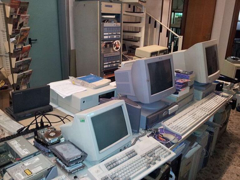 Dare nuova vita a vecchi Pc, un corso di Open Genova in collaborazione con Amiu