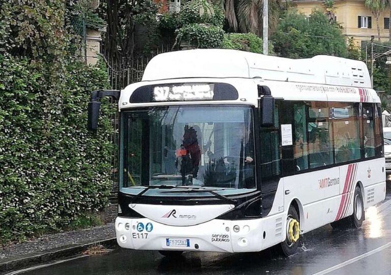 I primi viaggi della linea 517 con il bus elettrico di ultima generazione
