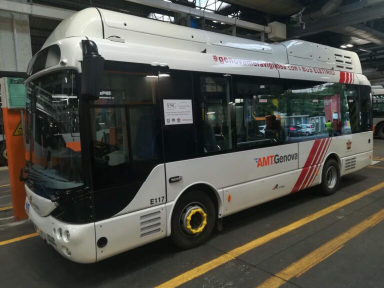 Genova: rimessa Mangini, inaugurato il primo polo elettrico di Amt