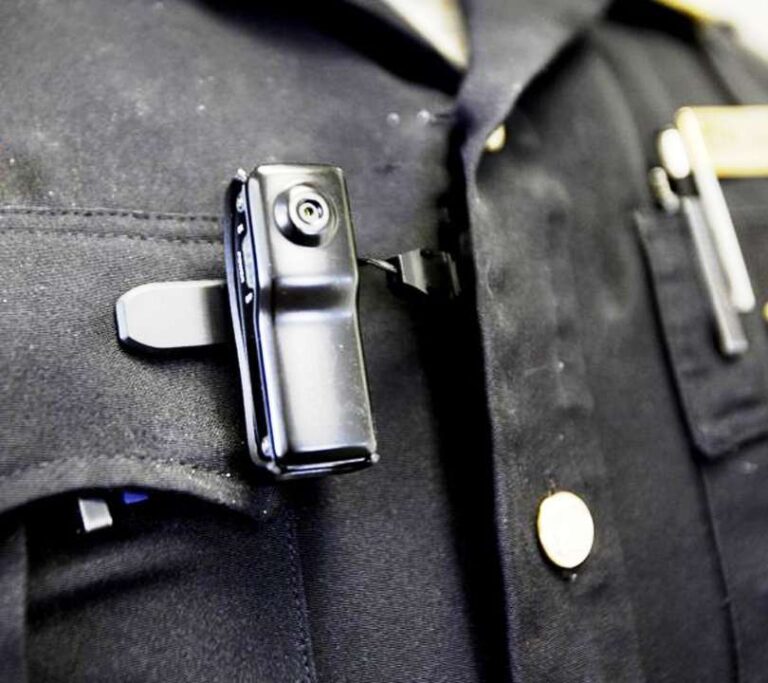Atp, sicurezza: 5 telecamere su ogni bus e “body cam” per i controllori