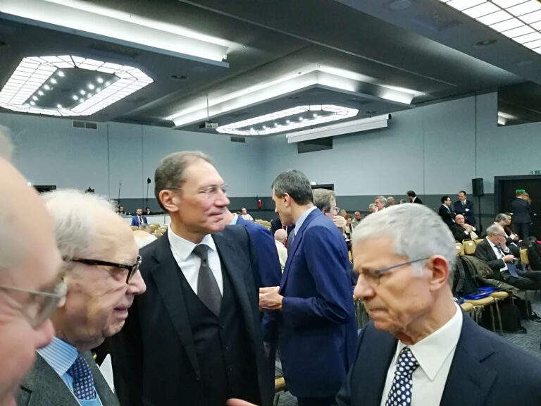 Innocenzi: ho appreso ieri di essere indagato