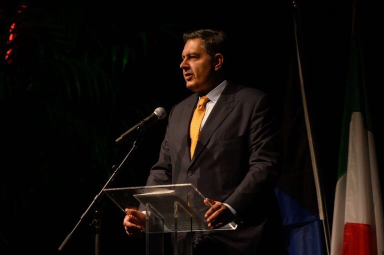 Fase 2, Toti: «Dal 18 maggio inizia l’epoca del “potete ripartire”»