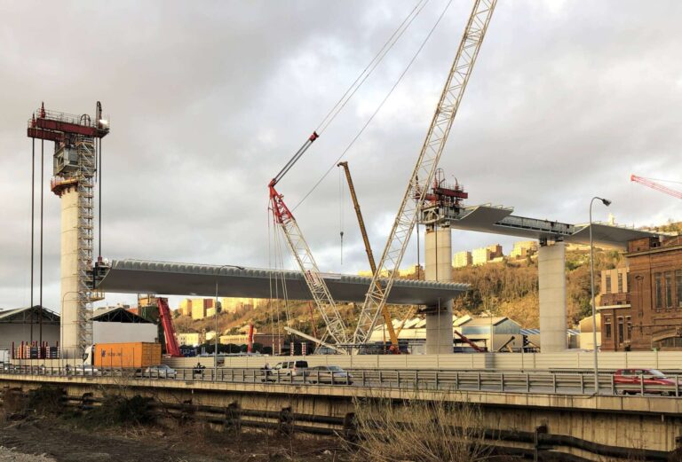 Genova: nuovo viadotto sul Polcevera, varato il maxi-impalcato da 100 metri