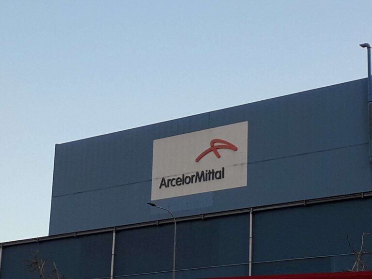 Il Governo conferma ai sindacati il commissariamento dell’ex Ilva