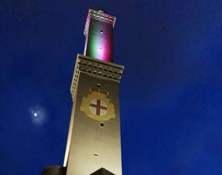 Genova, Lanterna tricolore per l’anniversario dell’Unità d’Italia