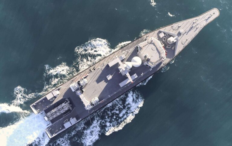 Nave_Tullio_Tedeschi-intermarine_03